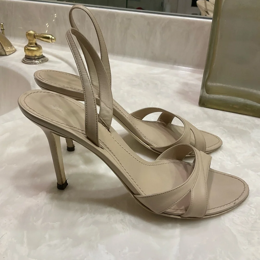 Gunmetal Nude Leather Sandals, Back Ankle Strap. 3.5” heel, Goes w/ all, Sz 8.5 - Picture 8 of 14